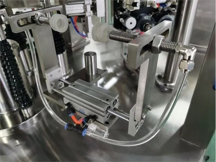Standing Spout Pouch Packing Machine